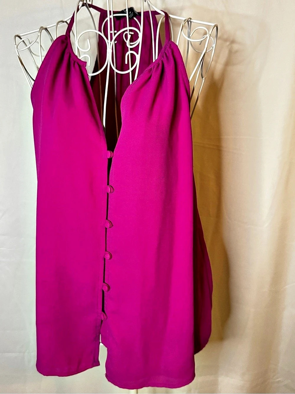 Lulus Halter Blouse in Pink Size Medium Like New